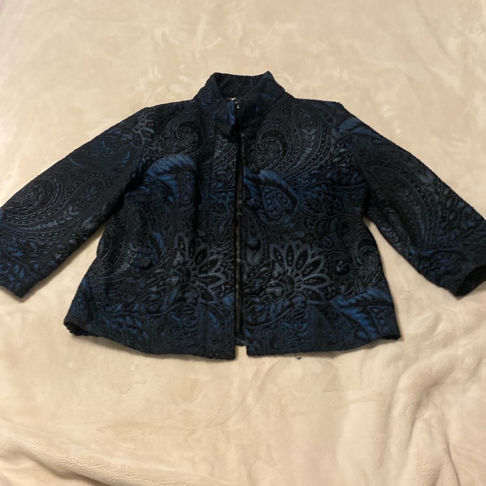 Woman’s chicos size 0 jacket